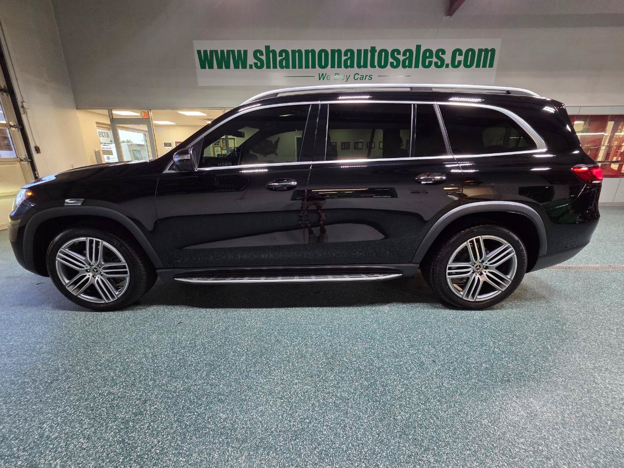 Used 2020 Mercedes-Benz GLS 450 4MATIC image 10