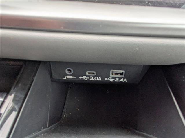 Used 2025 Subaru Legacy Premium AWD/4WD image 16