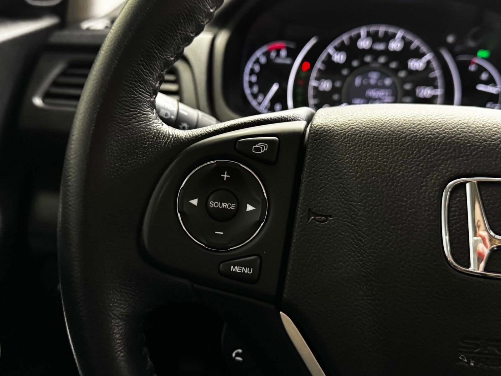 Used 2016 Honda CR-V EX-L image 23