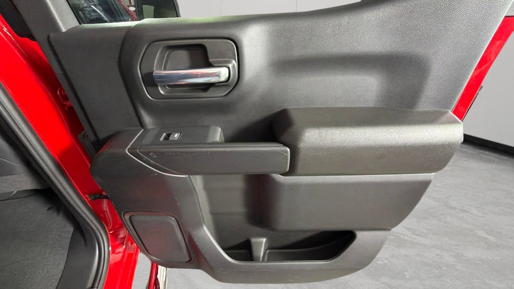 Used 2025 Chevrolet Silverado 1500 Custom RWD image 32