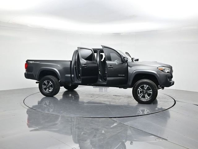 Used 2016 Toyota Tacoma TRD Sport RWD image 47