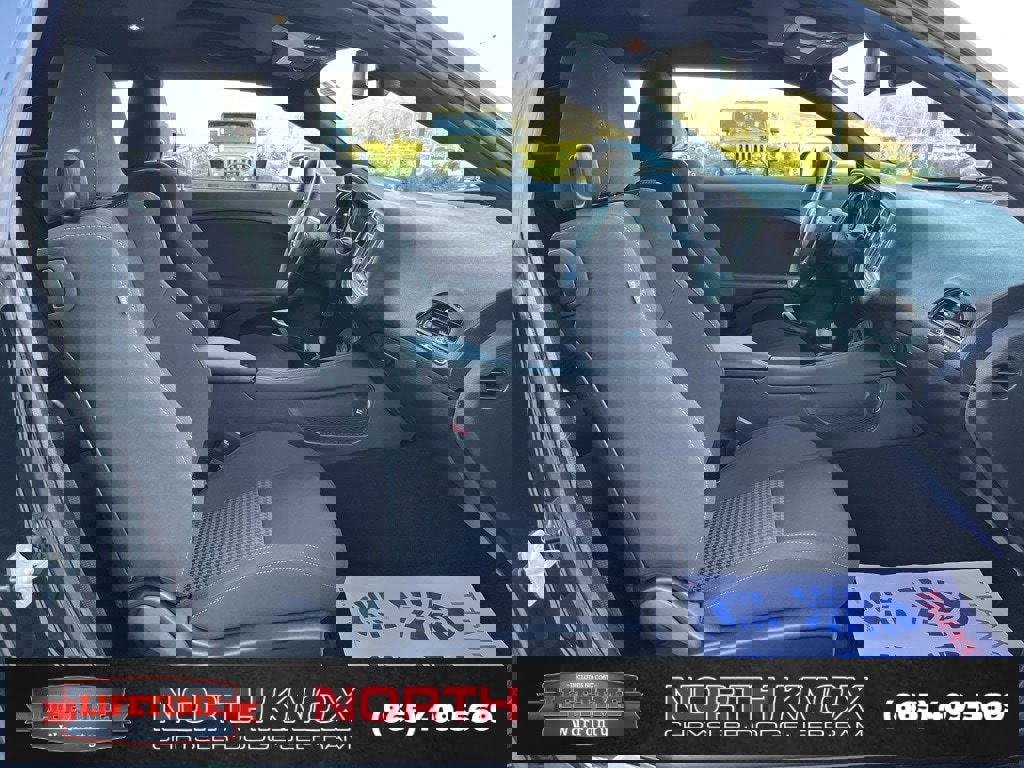 Used 2023 Dodge Challenger R/T w/ Blacktop Package image 20