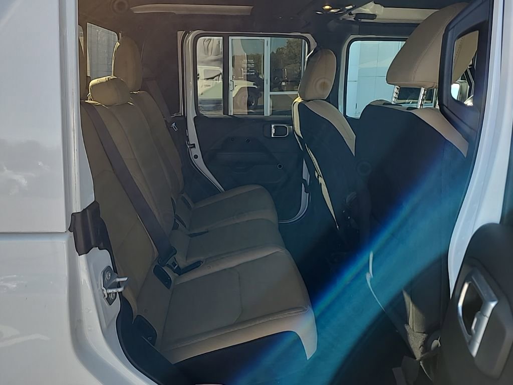 Used 2021 Jeep Gladiator Overland w/ LED Lighting Group image 18