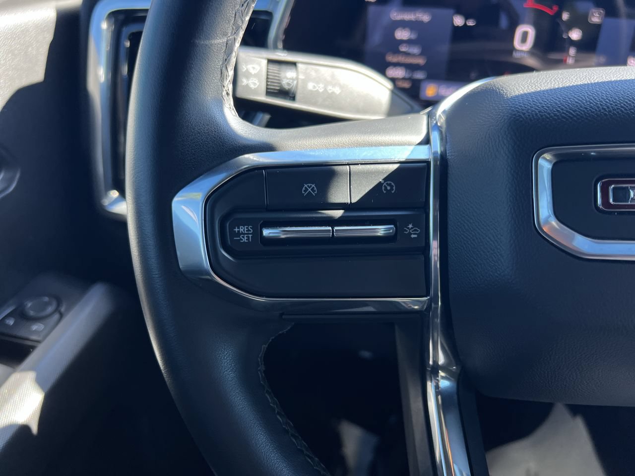 Used 2024 GMC Canyon Elevation w/ Convenience Package RWD image 19