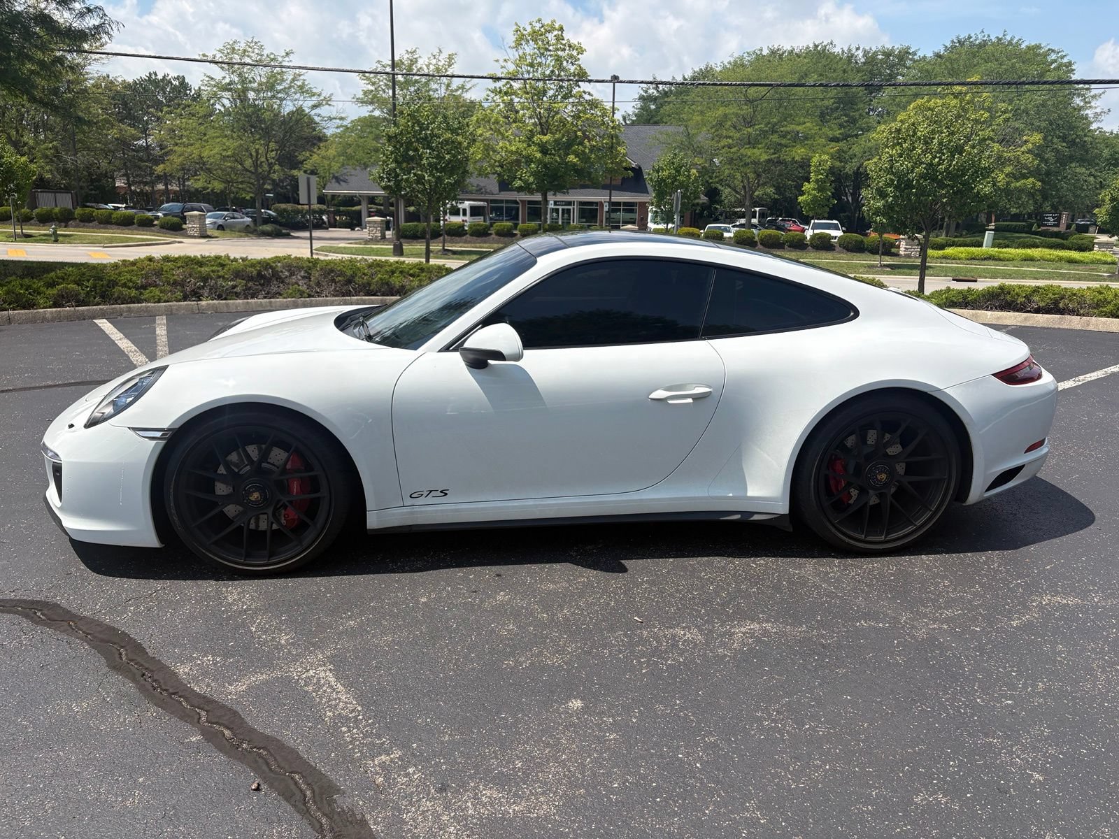 Used 2018 Porsche 911 Carrera GTS RWD image 2
