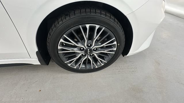 Used 2024 Kia Forte GT-Line image 9