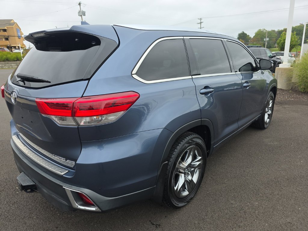 Used 2019 Toyota Highlander Limited Platinum AWD/4WD image 7