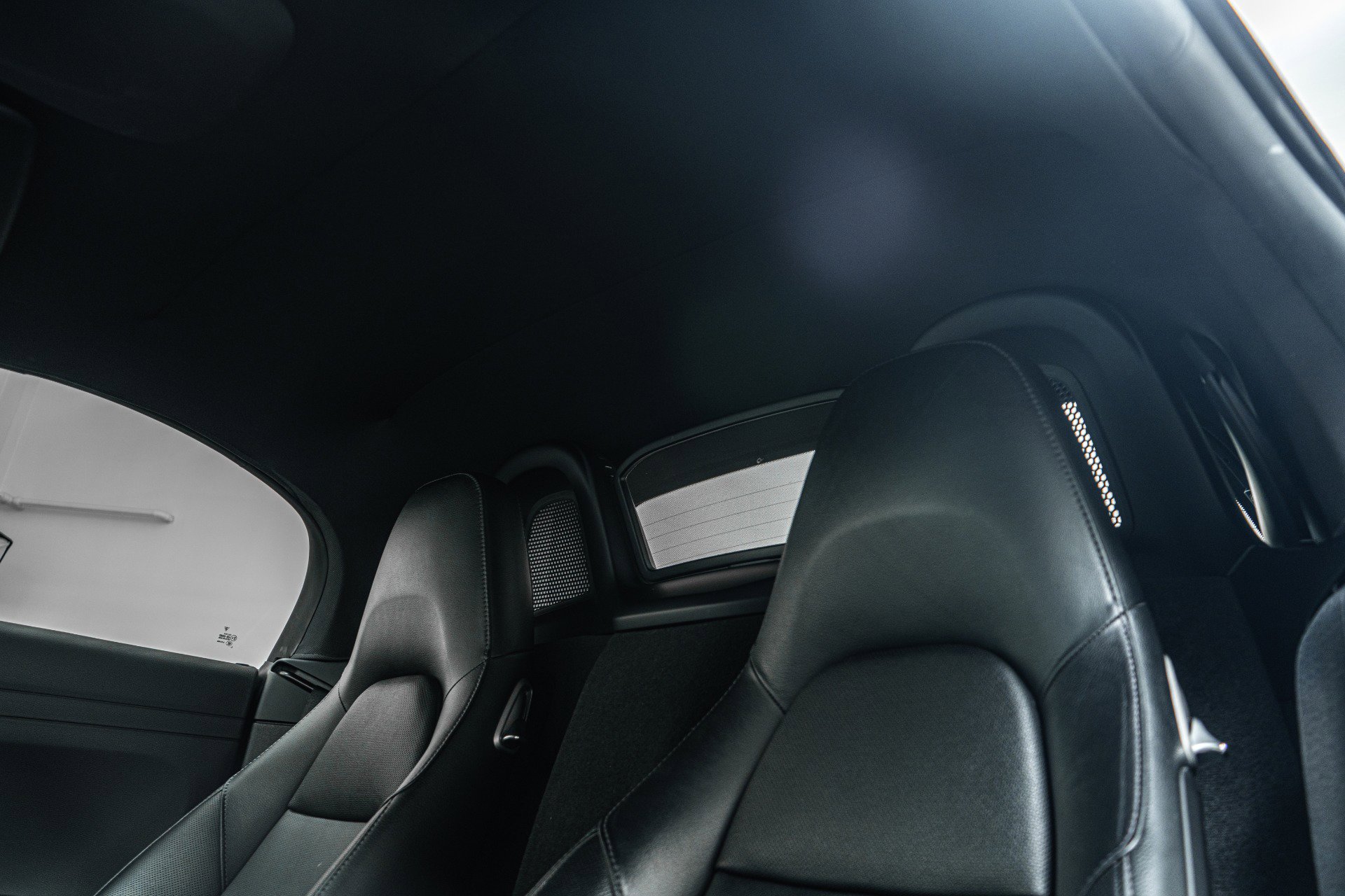 Used 2017 Porsche 718 Boxster RWD image 36