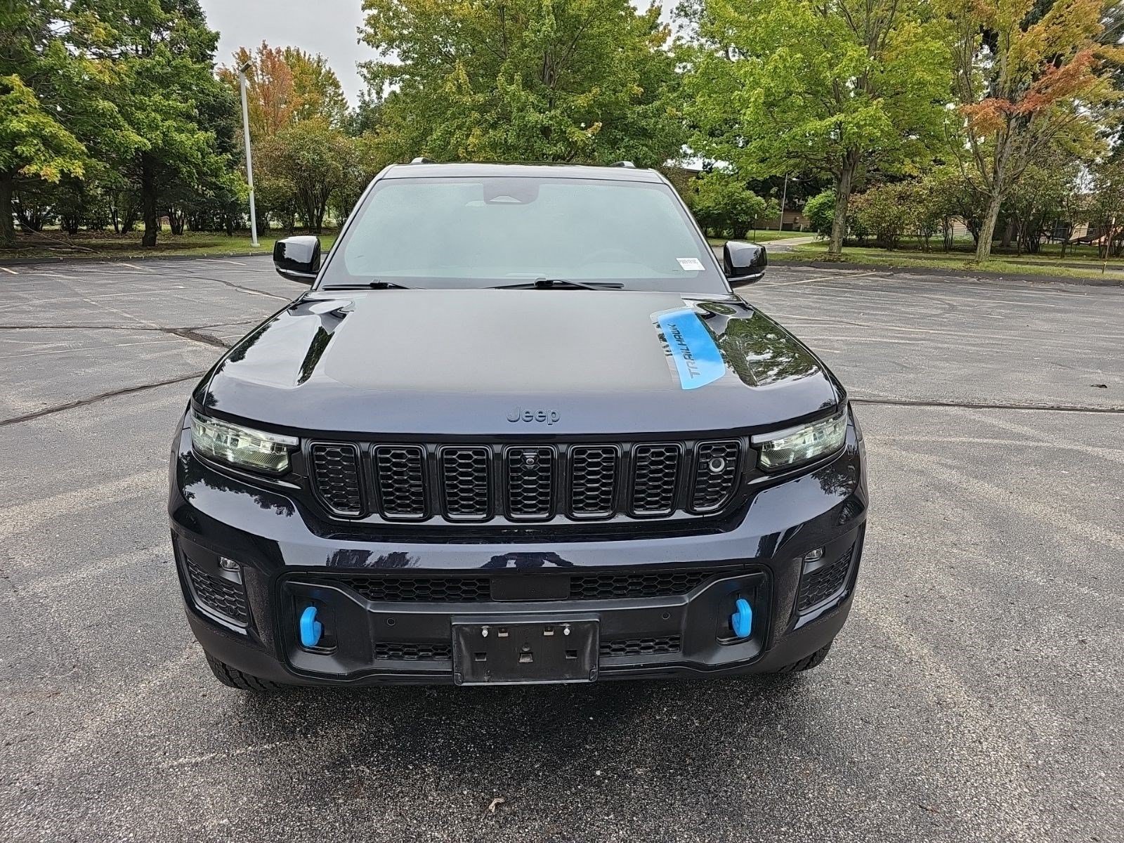 Used 2023 Jeep Grand Cherokee Trailhawk w/ Advanced Protech Group II AWD/4WD image 9