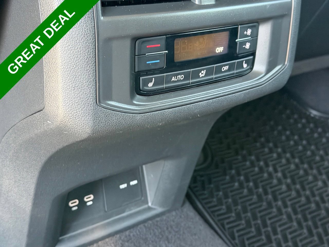 Used 2023 Volkswagen Atlas SEL Premium AWD/4WD image 39