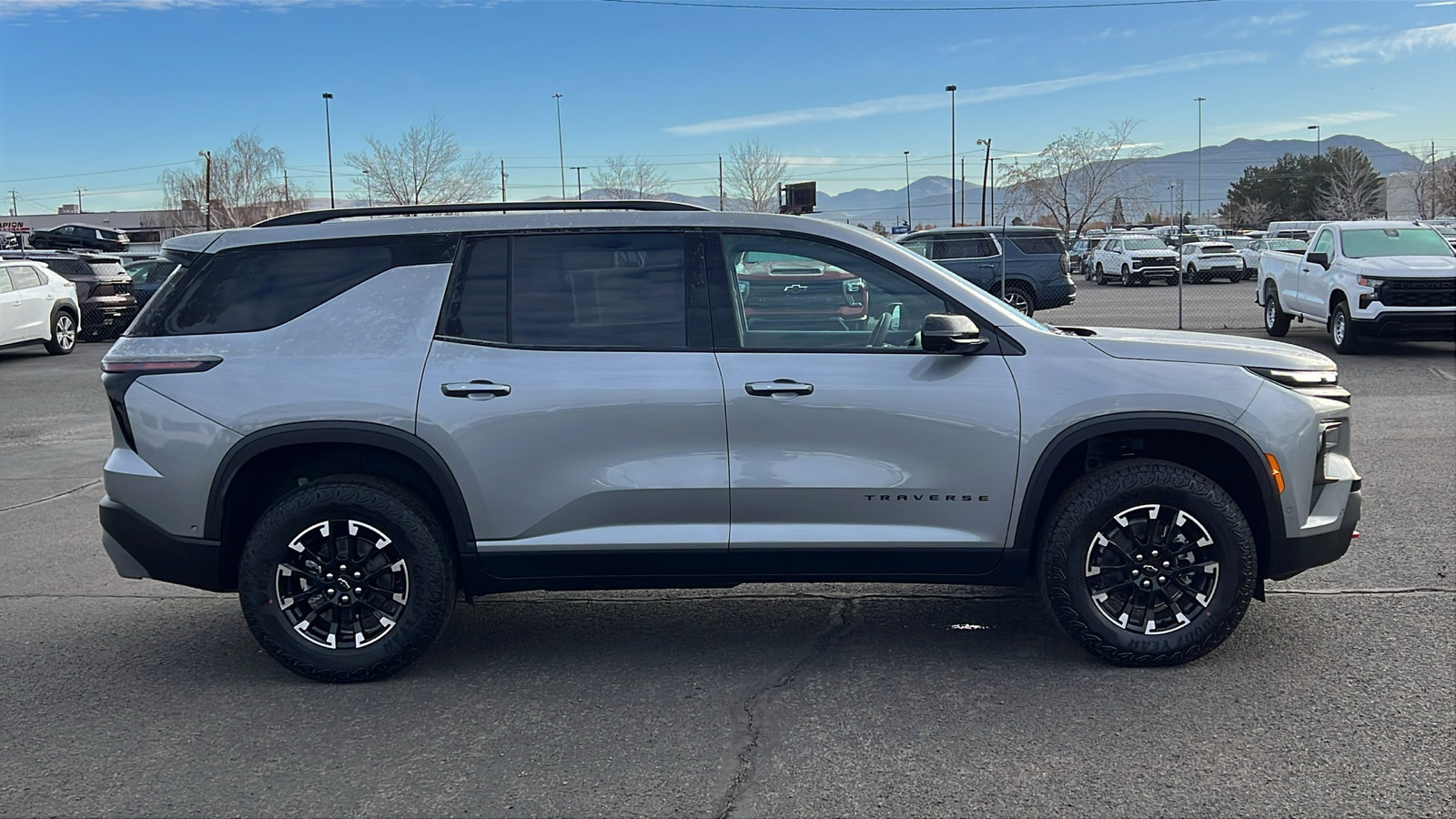 New 2026 Chevrolet Traverse Z71 image 4