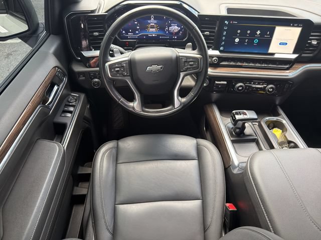 Used 2024 Chevrolet Silverado 1500 RST w/ Convenience Package II AWD/4WD image 16
