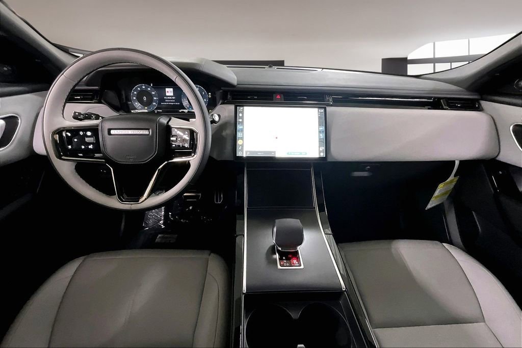 New 2026 Land Rover Range Rover Velar Dynamic SE image 5