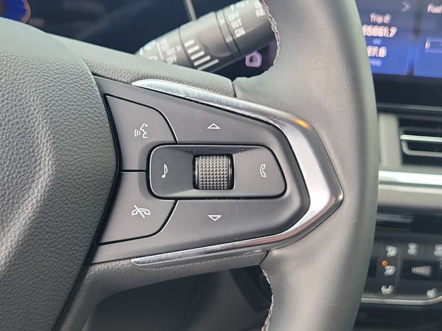Certified 2024 Chevrolet Trax ACTIV w/ Sunroof Package FWD image 28