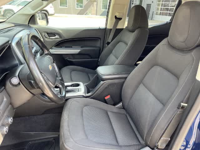Used 2019 Chevrolet Colorado LT w/ LT Convenience Package AWD/4WD image 10