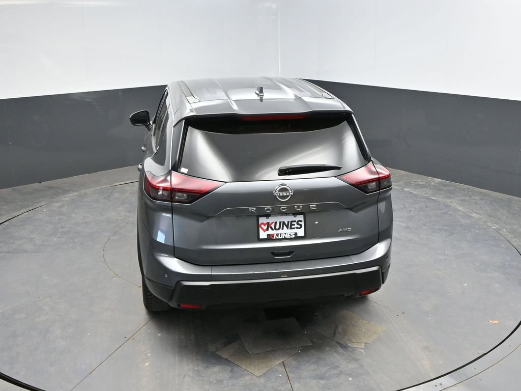 Used 2025 Nissan Rogue SV AWD/4WD image 26