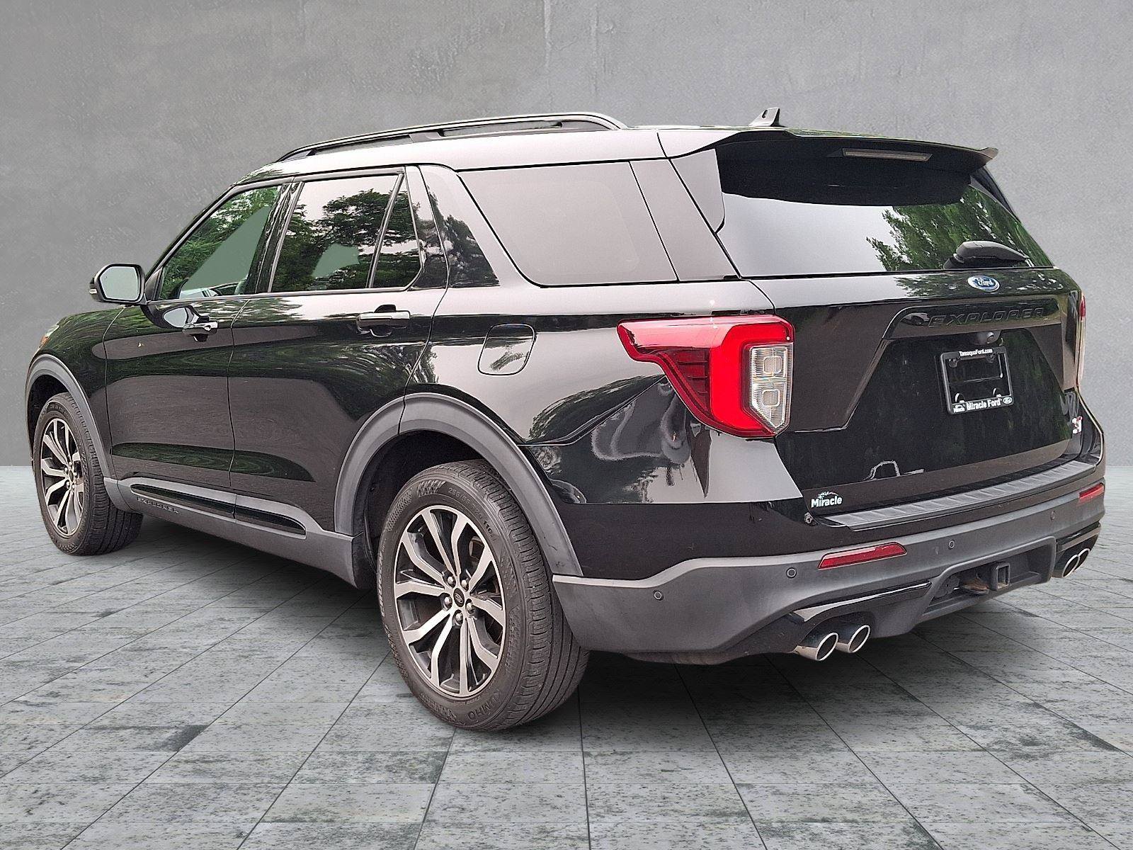 Used 2020 Ford Explorer ST w/ Premium Technology Package AWD/4WD image 4