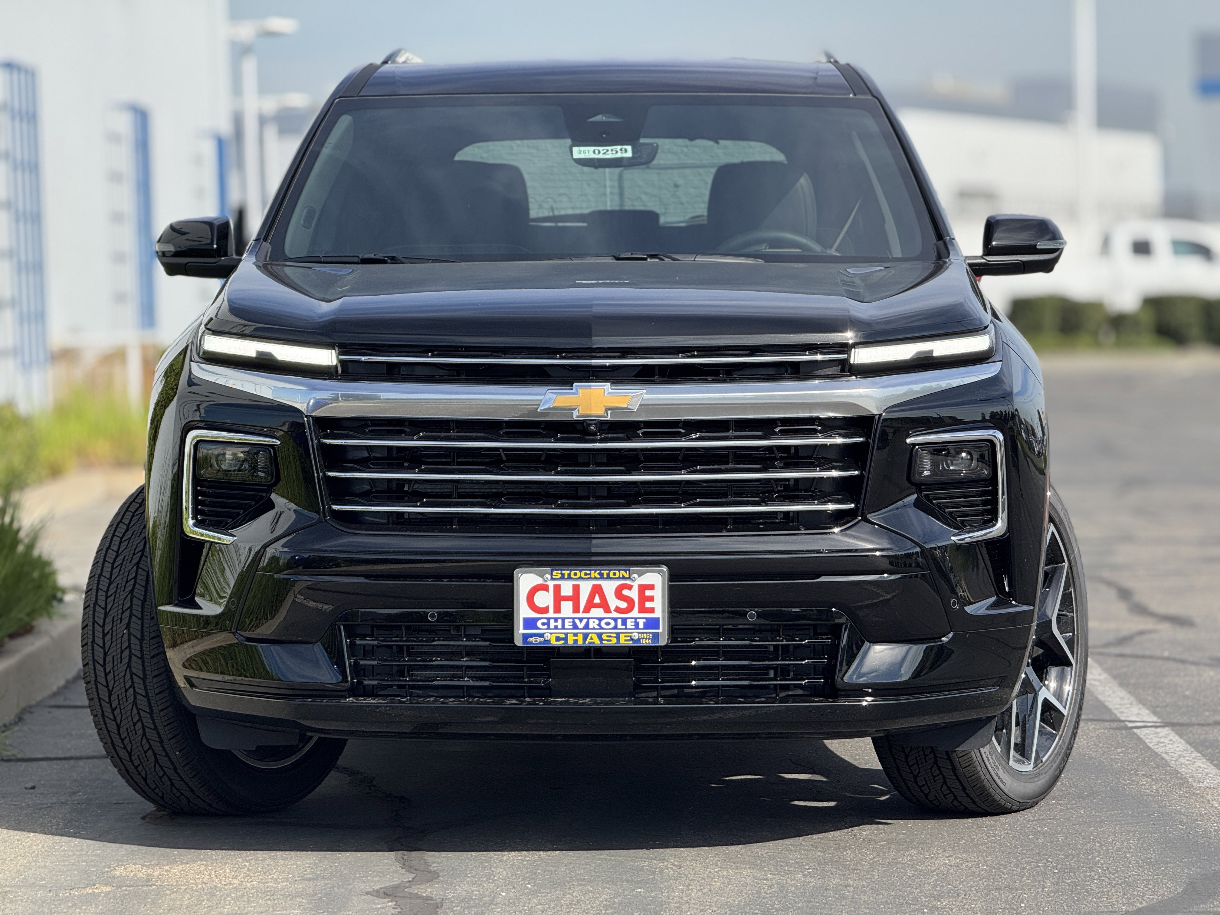 New 2026 Chevrolet Traverse High Country w/ LPO, Floor Liner Package AWD/4WD image 2