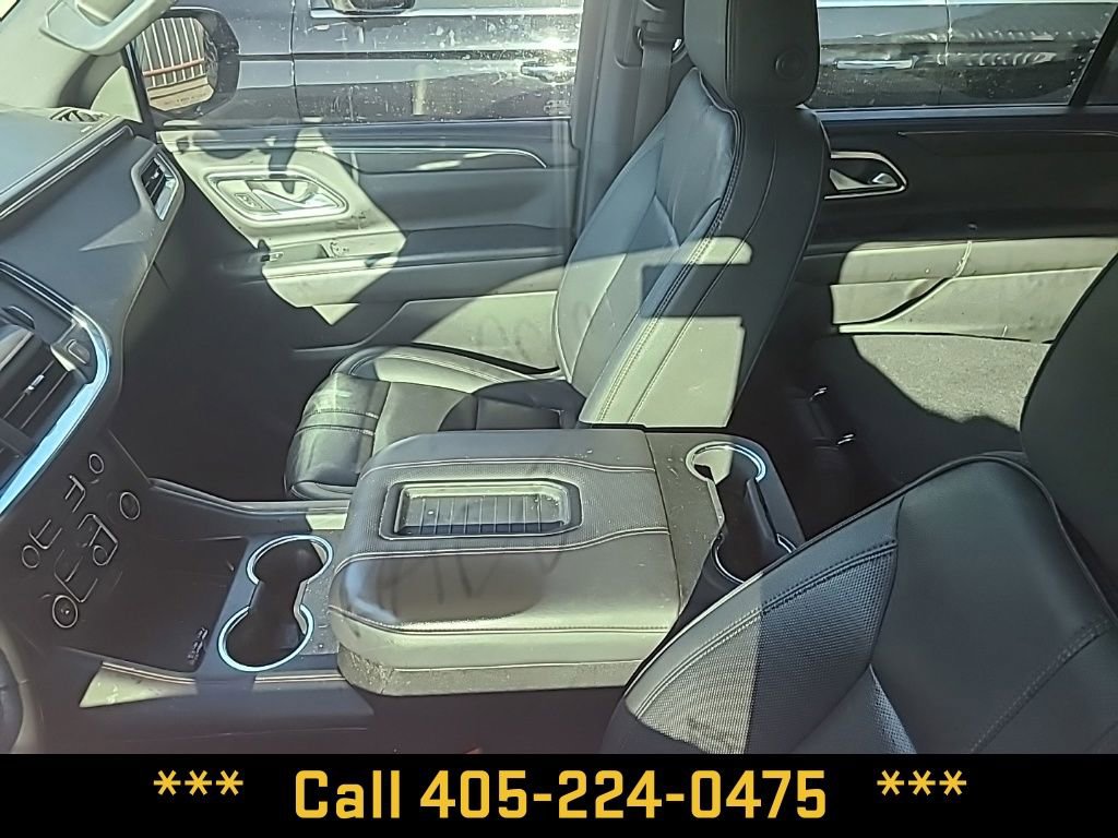 Used 2022 Chevrolet Suburban RST w/ Sport Performance Package AWD/4WD image 23