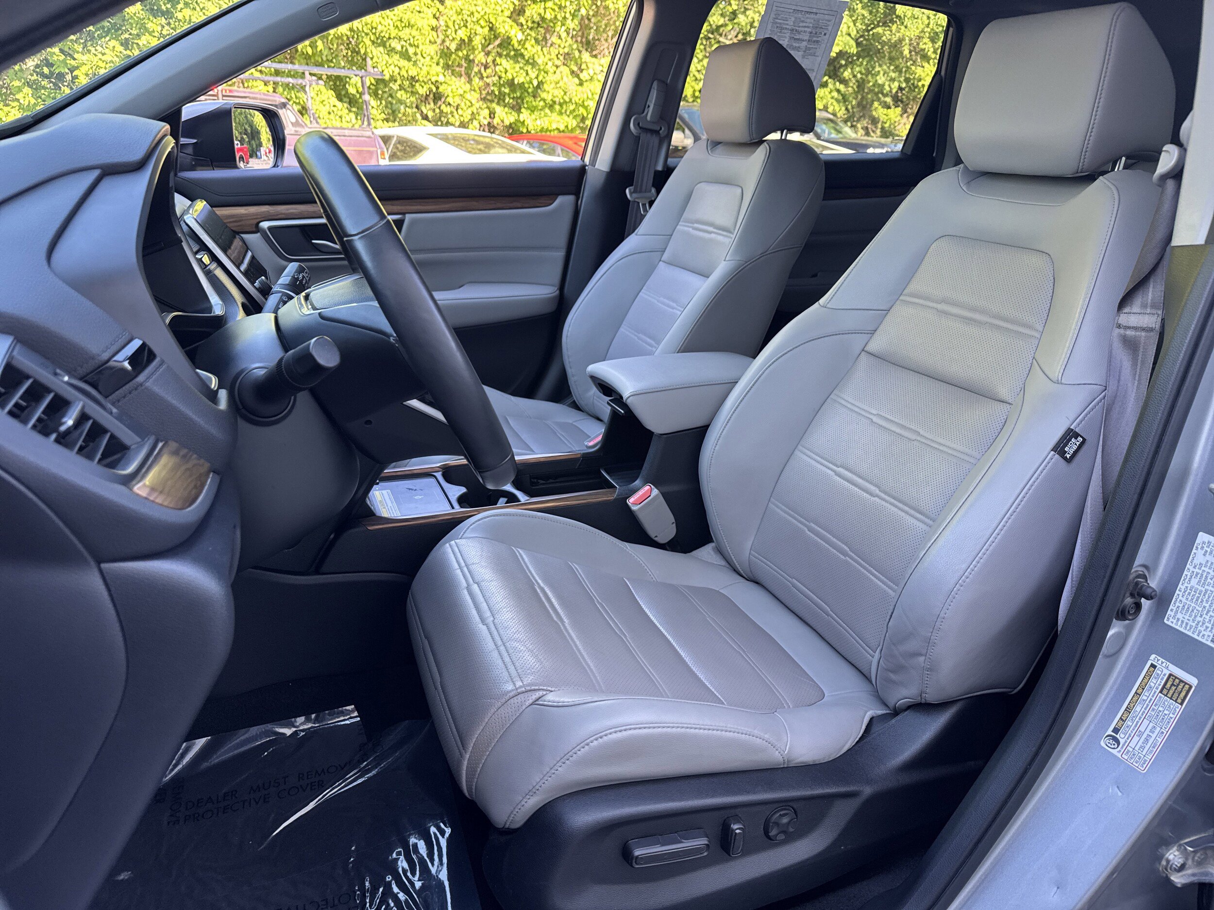 Used 2020 Honda CR-V Touring image 5