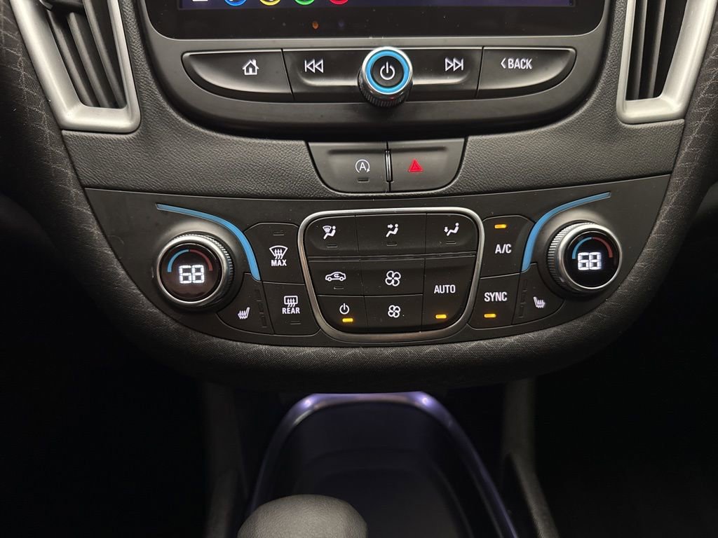 Used 2024 Chevrolet Malibu LT image 26