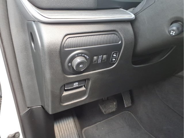 Used 2024 Jeep Wagoneer Series II RWD image 23