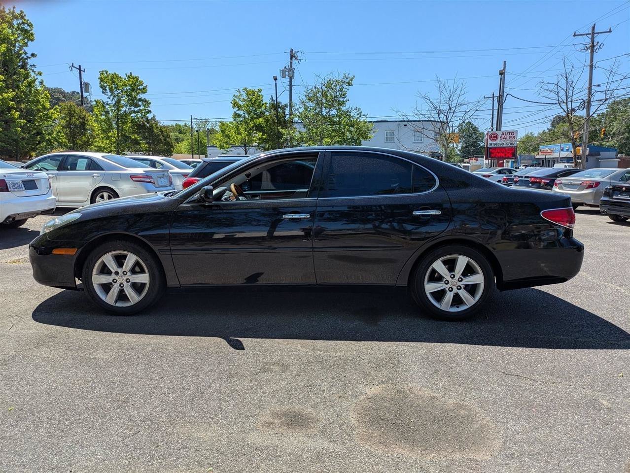 Used 2005 Lexus ES 330 FWD image 6