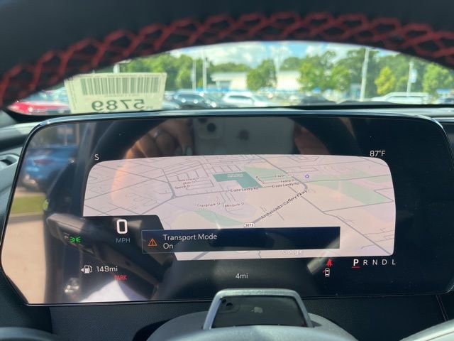 New 2026 Chevrolet Traverse RS w/ LPO, Floor Liner Package FWD image 25