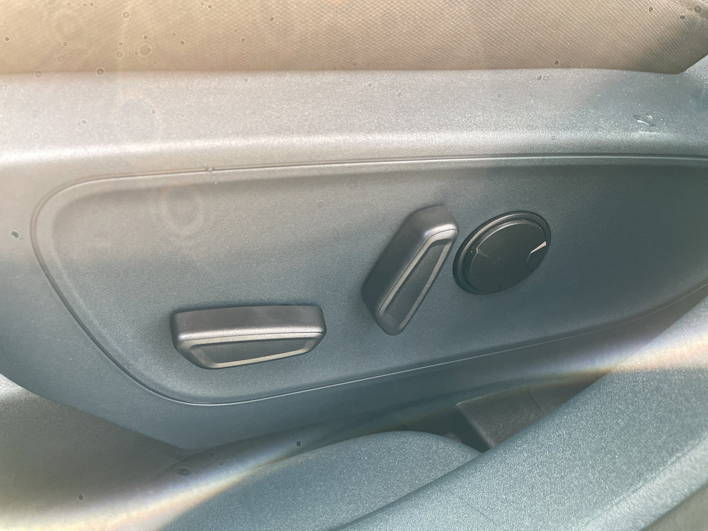 New 2025 Ford Maverick XLT w/ XLT Luxury Package image 15