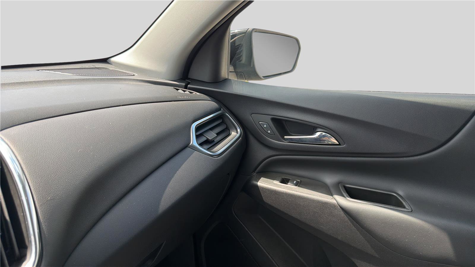 Used 2022 Chevrolet Equinox LT FWD image 10