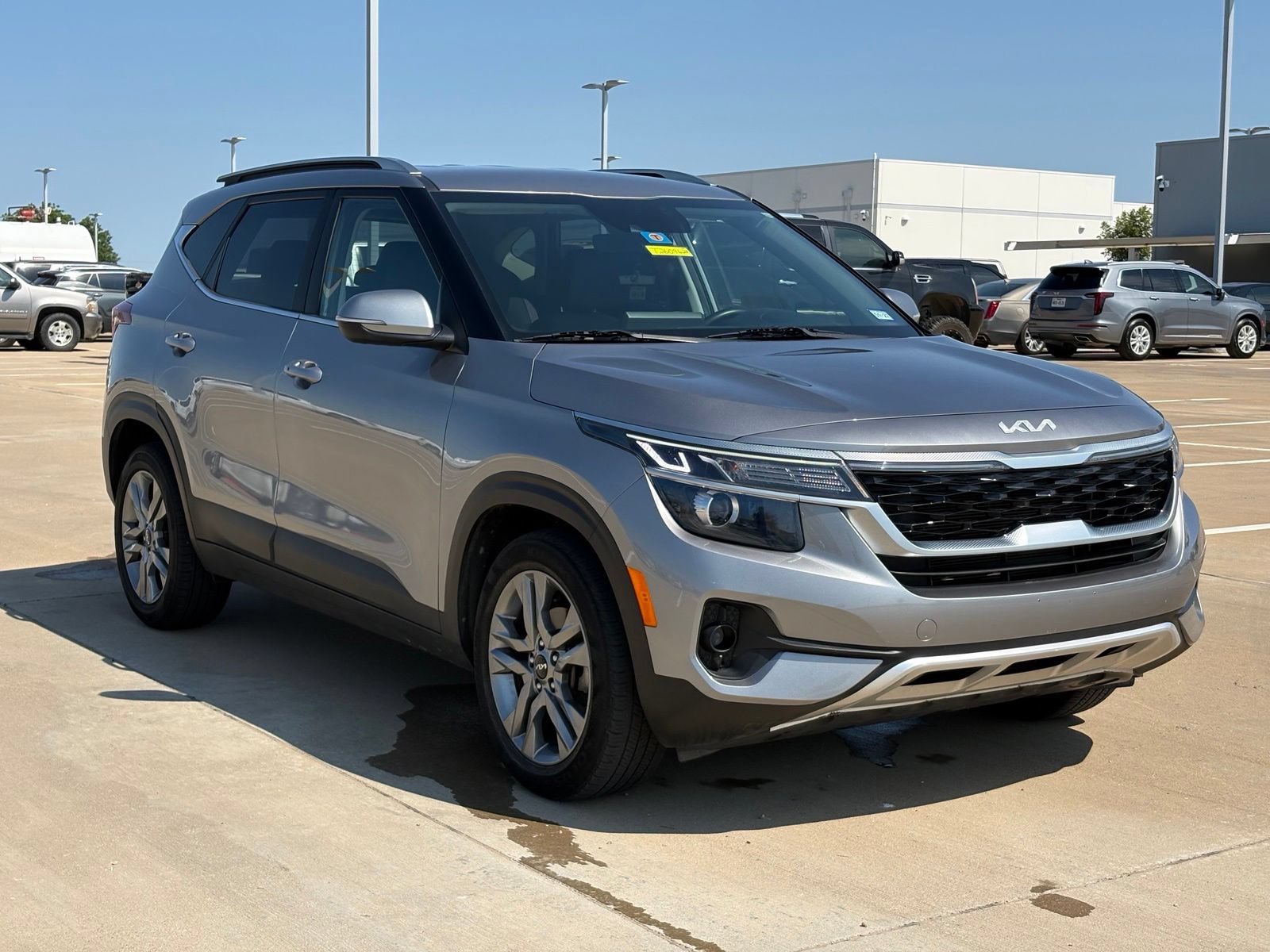 Used 2022 Kia Seltos S FWD image 1