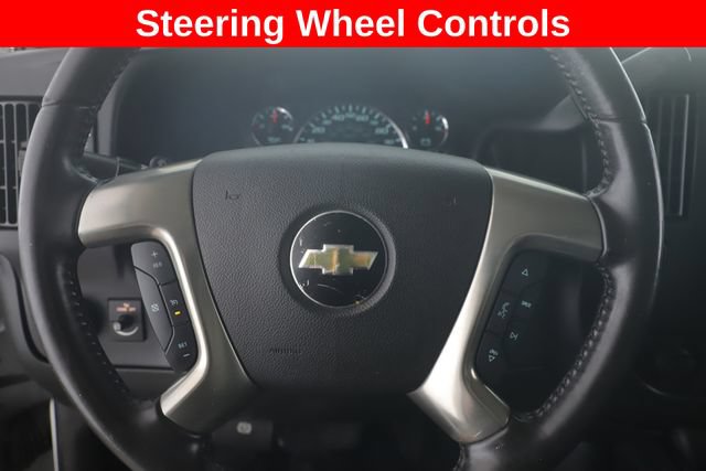 Used 2018 Chevrolet Express 4500 w/ Power Convenience Package RWD image 3