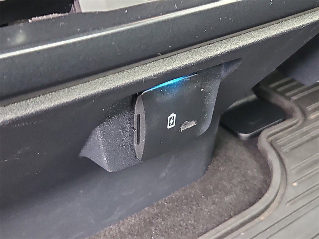 Used 2024 Ford F150 STX image 17