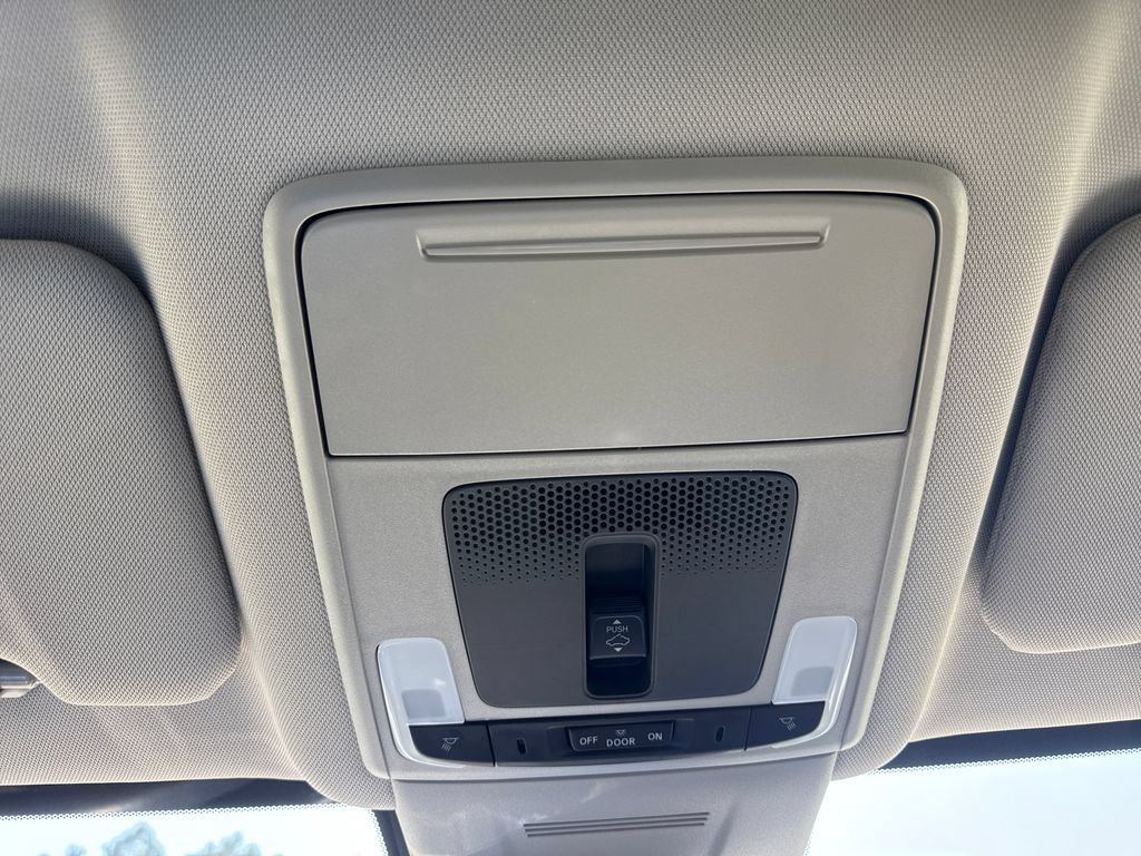 Certified 2025 Honda CR-V EX-L image 28