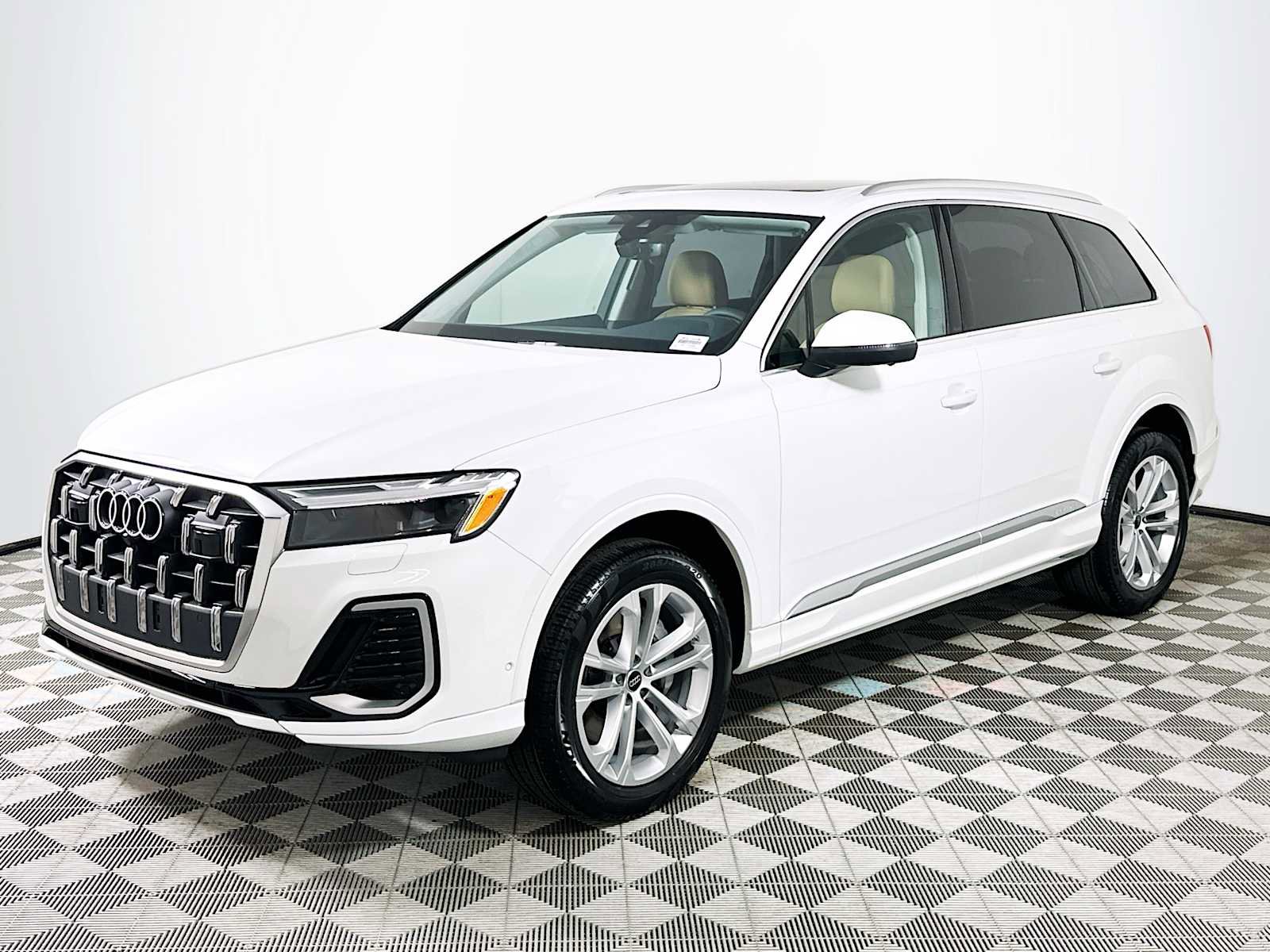 New 2026 Audi Q7 2.0T Premium Plus image 3