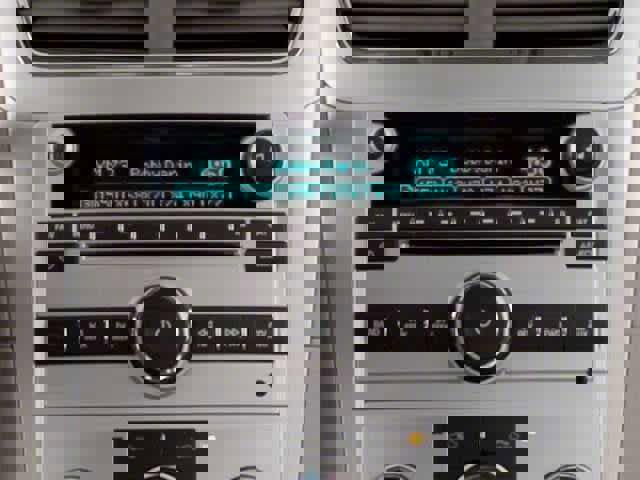 Used 2010 Chevrolet Malibu LTZ w/ HFV6 Engine Package image 7