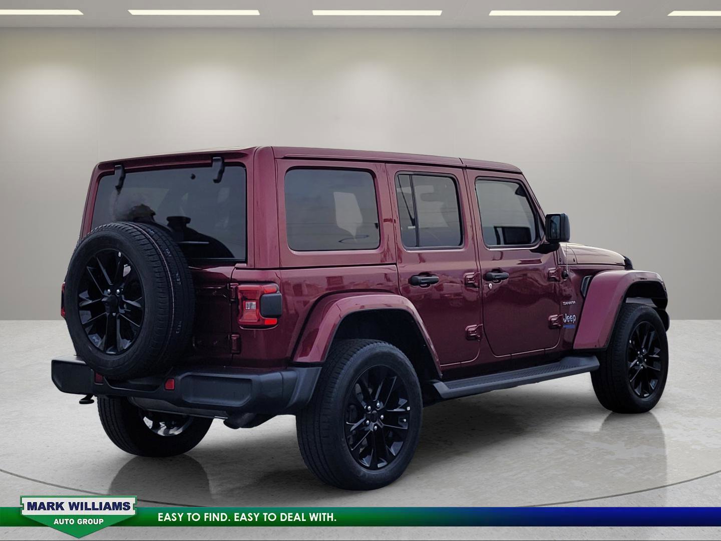 Used 2021 Jeep Wrangler Unlimited Sahara w/ Cold Weather Group image 4