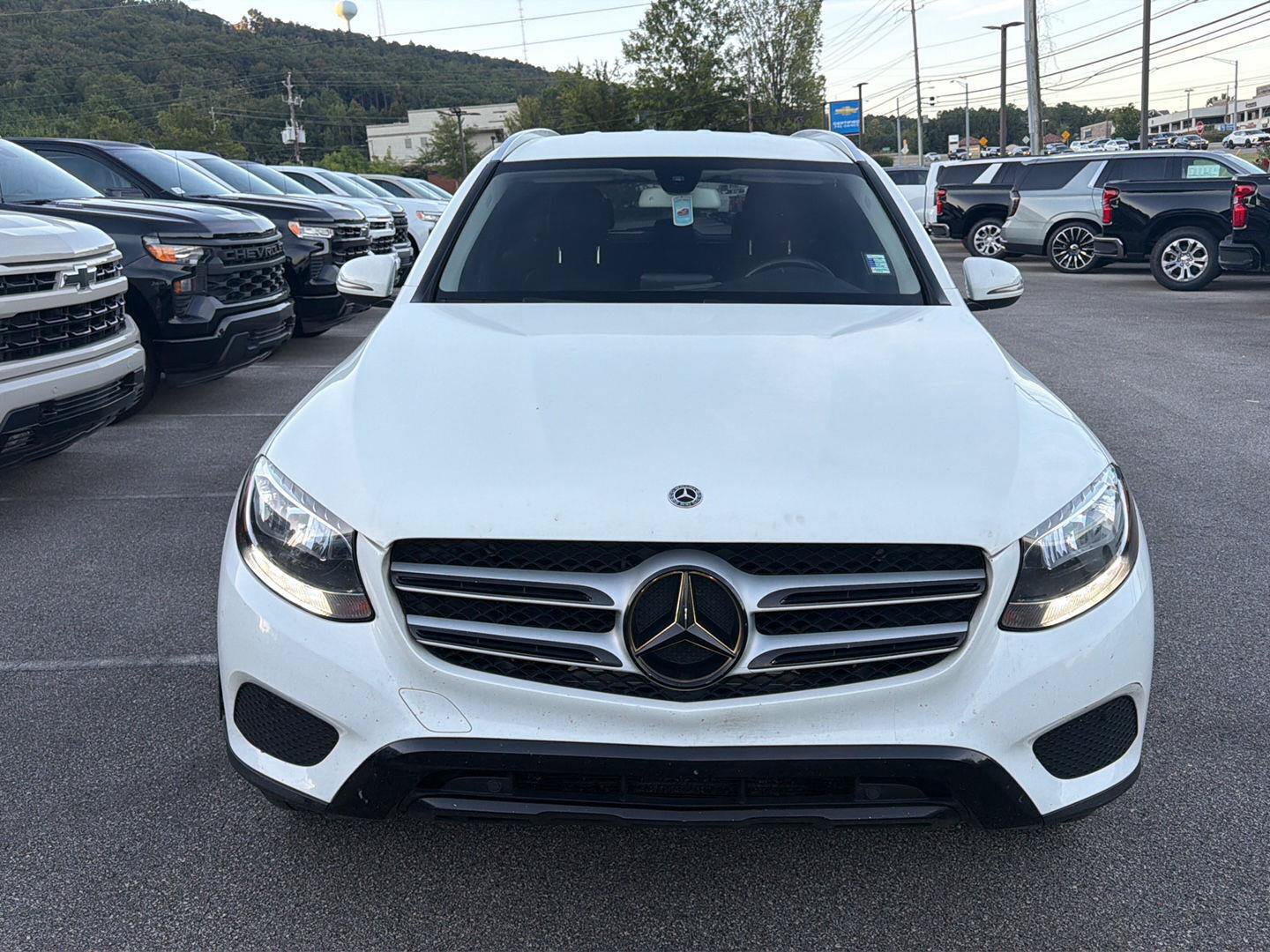 Used 2019 Mercedes-Benz GLC 300 image 5