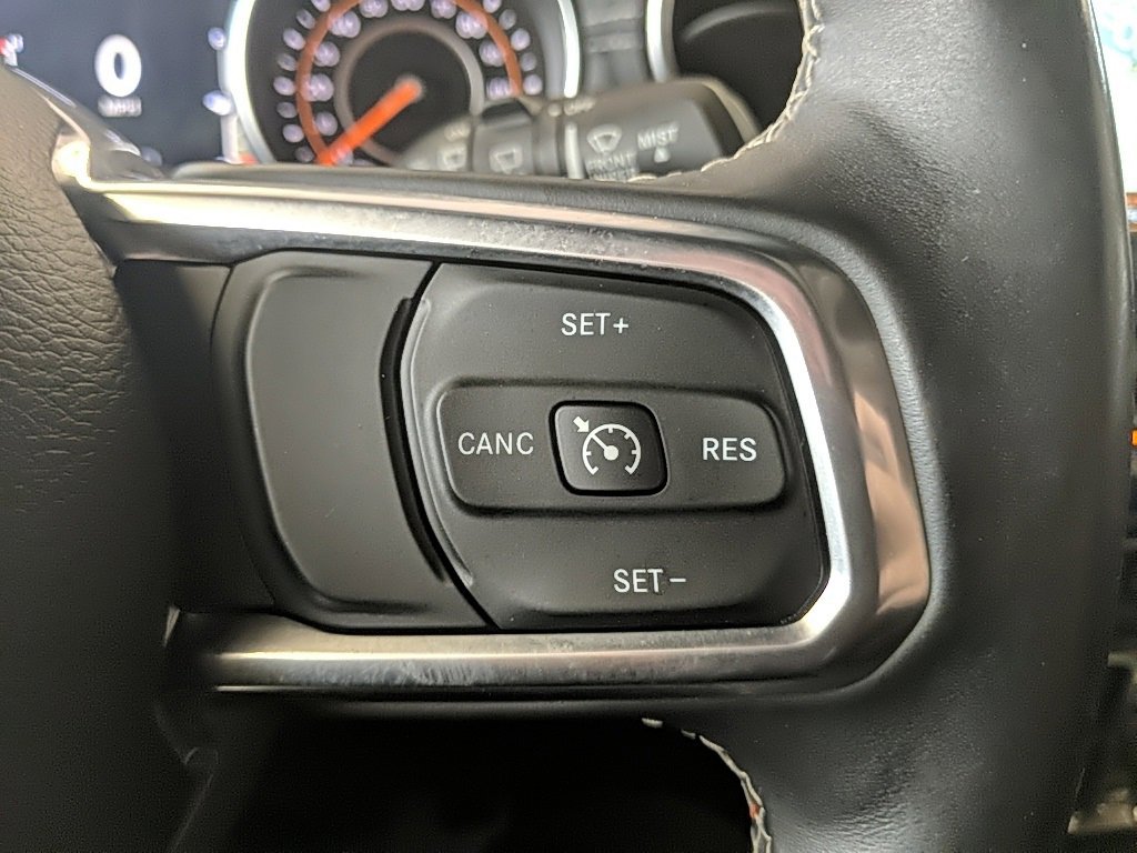 Used 2018 Jeep Wrangler Unlimited Sahara image 17