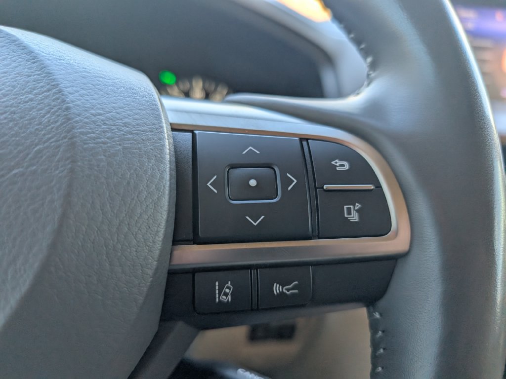 Used 2021 Lexus LX 570 4WD w/ Luxury Package image 14