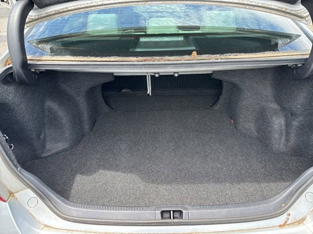 Used 2015 Toyota Camry XLE w/ Advanced Technology Package FWD image 18