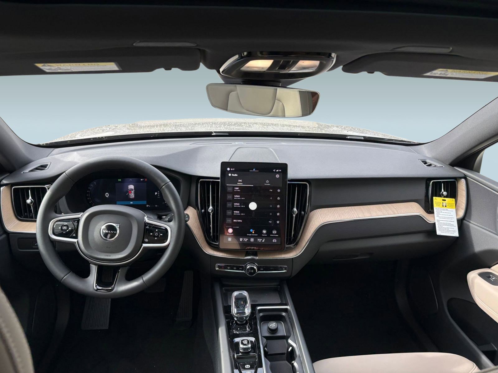 New 2026 Volvo XC60 B5 Plus w/ Climate Package image 15