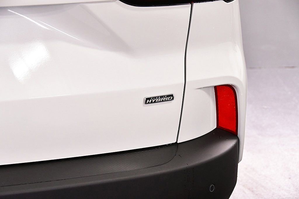 New 2025 Ford Escape SE w/ PHEV Premium Package image 11