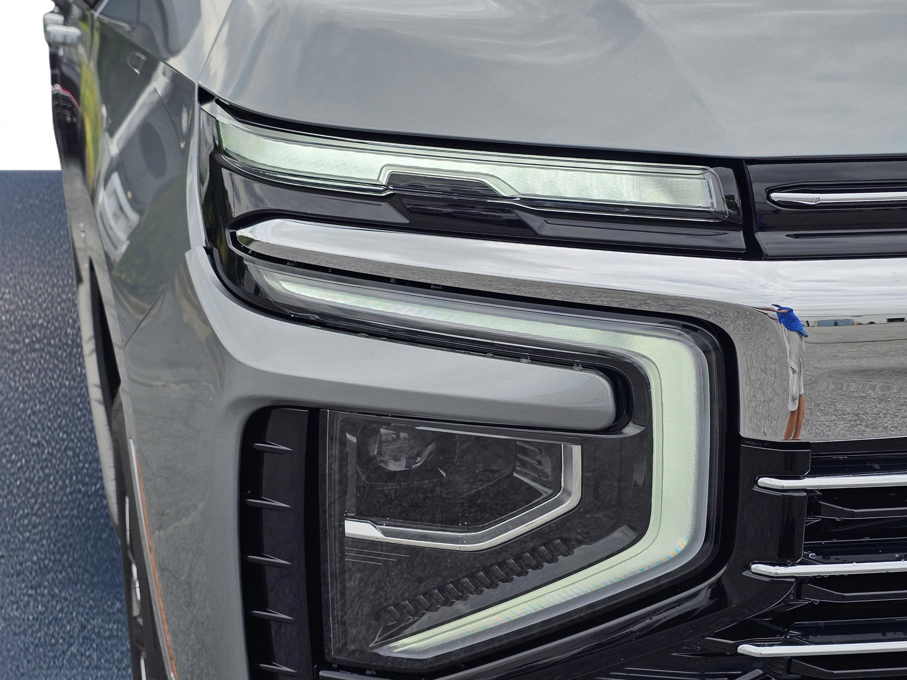 New 2026 Chevrolet Suburban LT w/ Comfort Package image 4