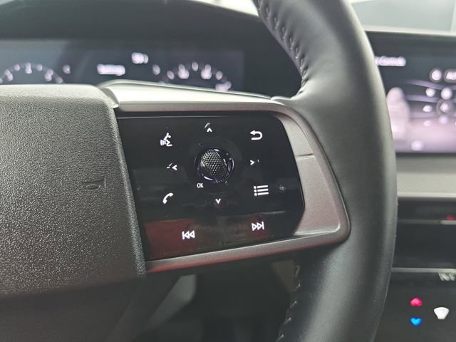 Used 2025 Nissan Murano SV image 35