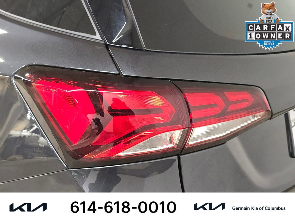 Used 2022 Chevrolet Equinox LS image 16