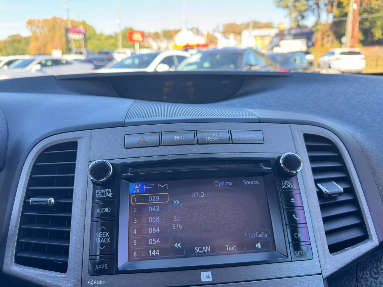 Used 2013 Toyota Venza Limited image 19