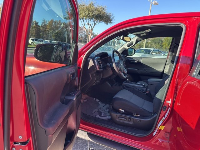 Used 2020 Toyota Tacoma TRD Sport image 12