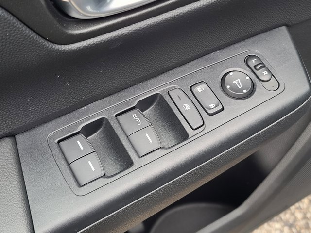 Used 2025 Honda CR-V LX image 10