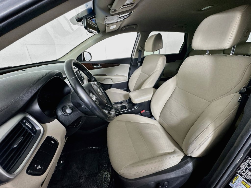 Used 2017 Kia Sorento FWD w/ LX Convenience Package image 20